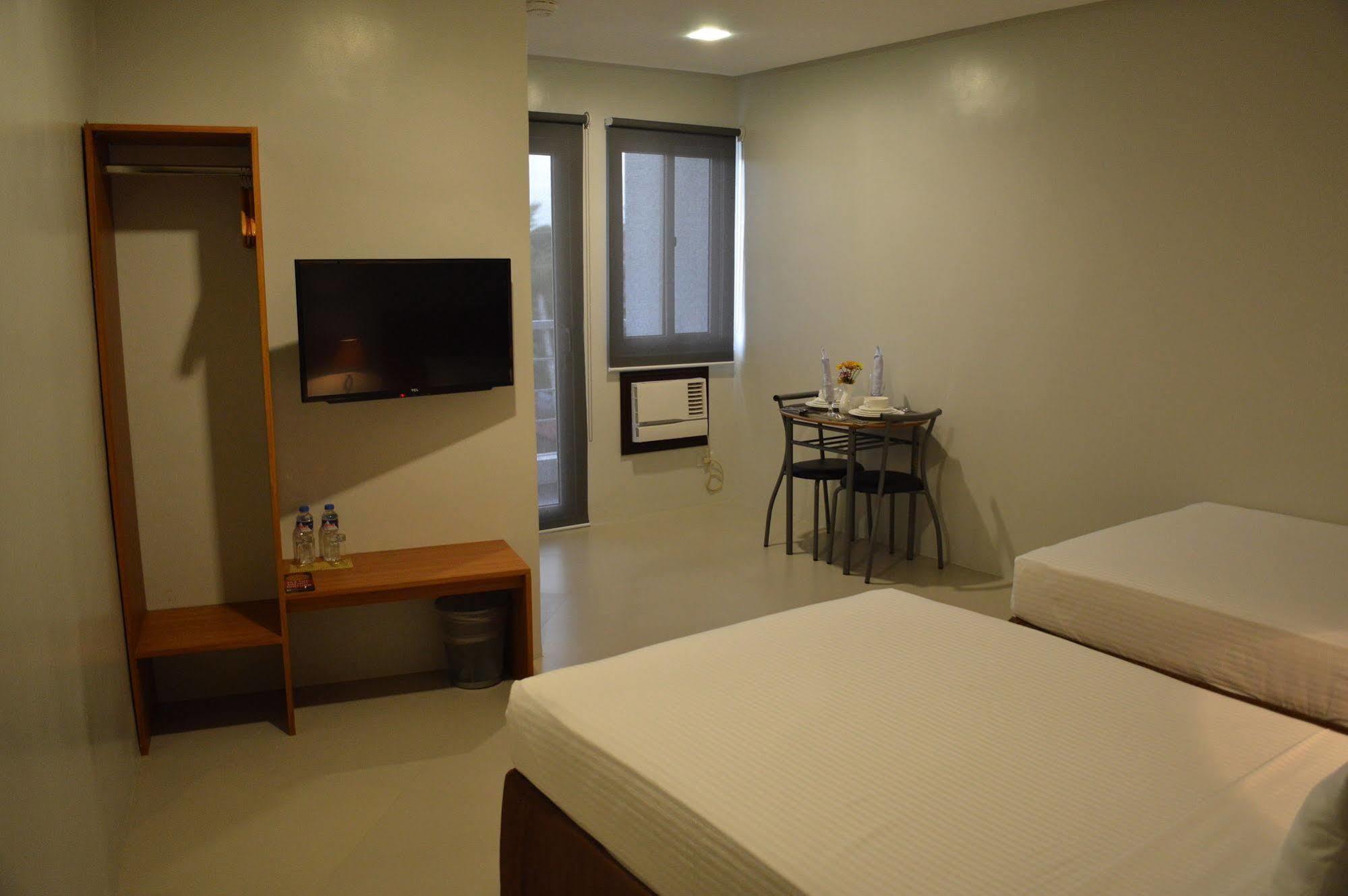 Mango Suites Tuguegarao City Bagian luar foto